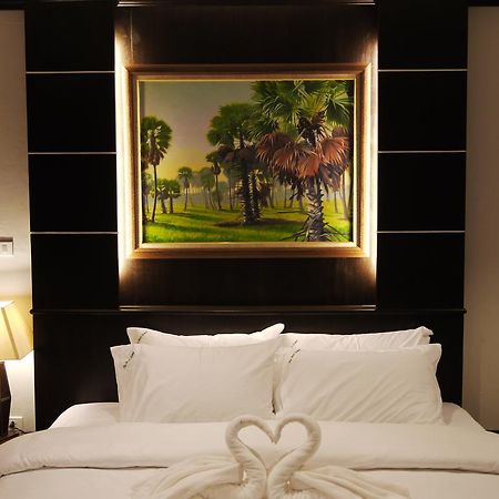 The Next Grand Hotel Khon Kaen Exteriör bild