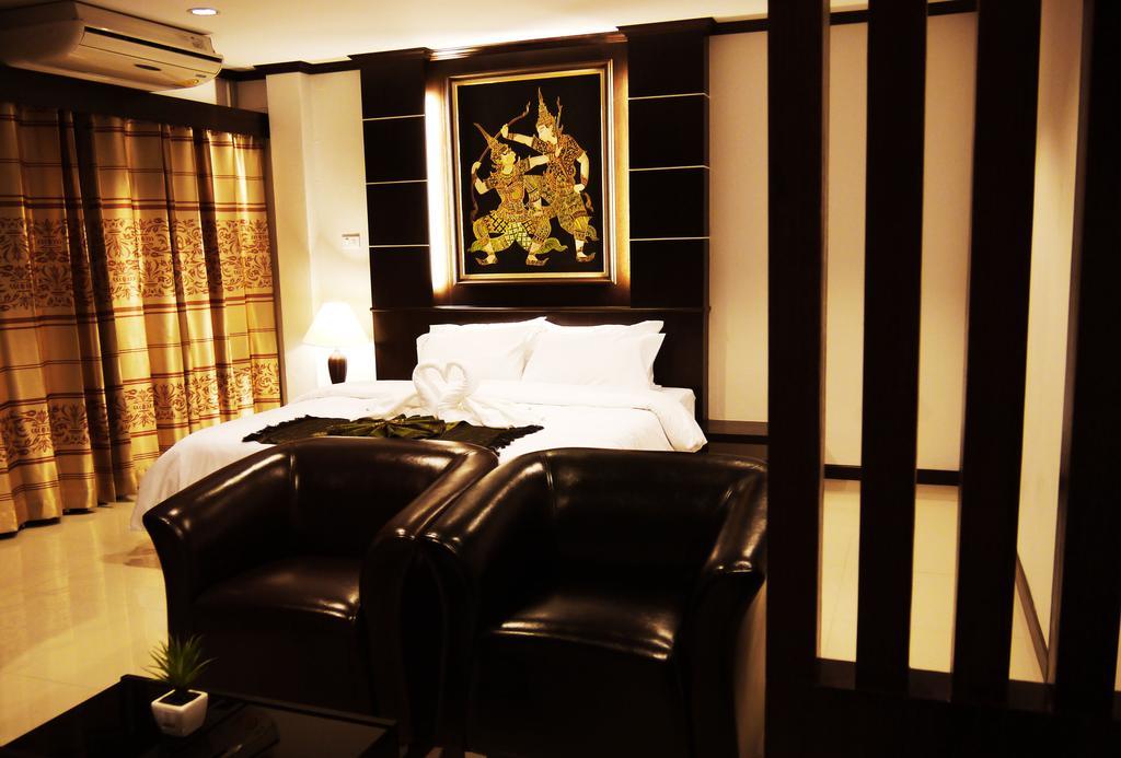 The Next Grand Hotel Khon Kaen Exteriör bild