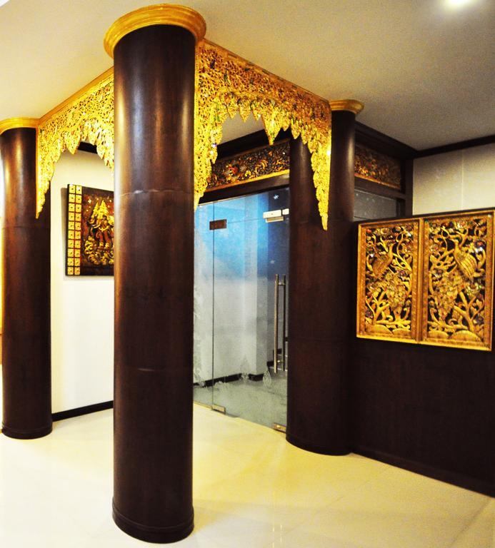 The Next Grand Hotel Khon Kaen Exteriör bild