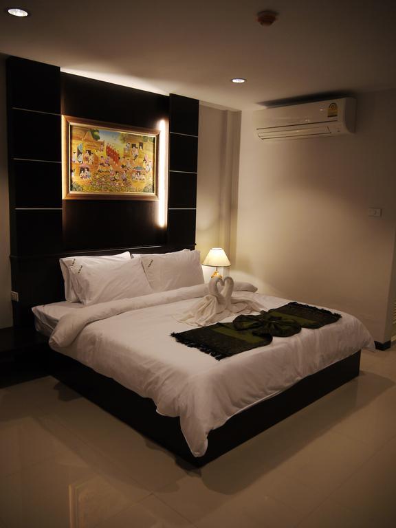 The Next Grand Hotel Khon Kaen Exteriör bild