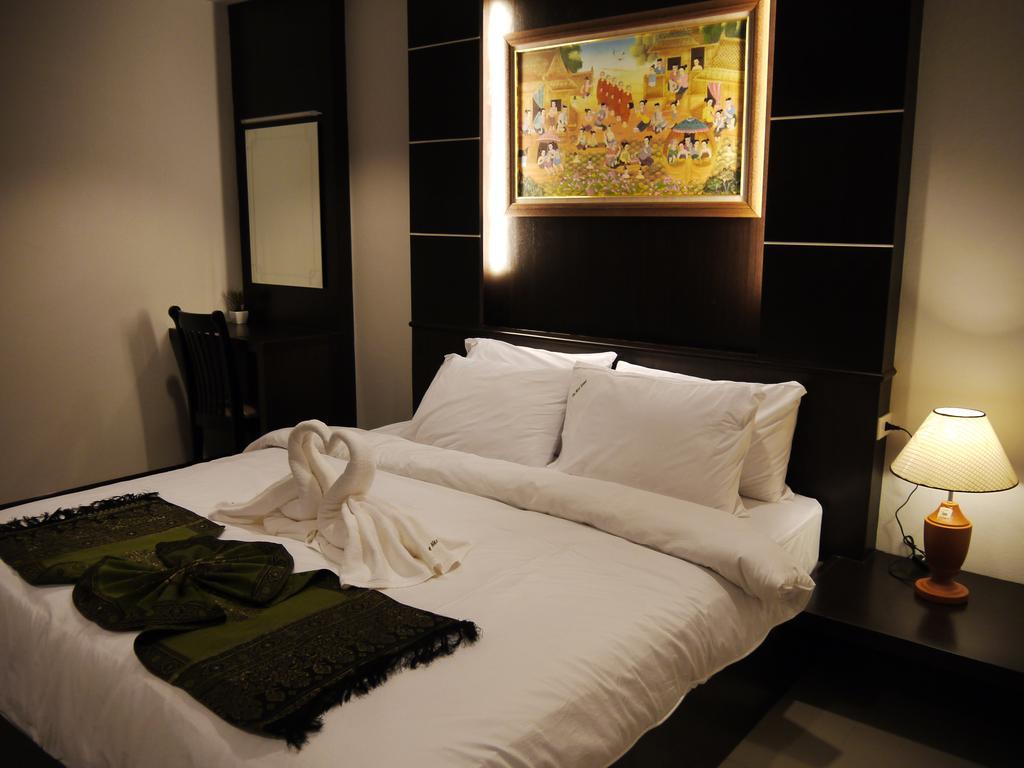 The Next Grand Hotel Khon Kaen Exteriör bild