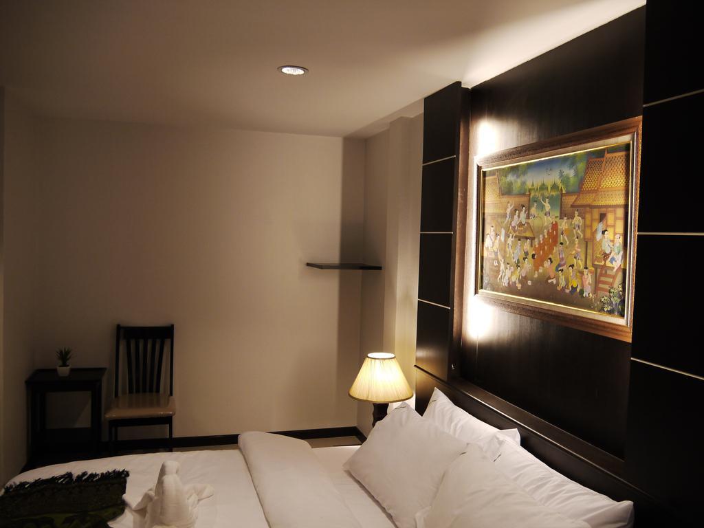 The Next Grand Hotel Khon Kaen Exteriör bild