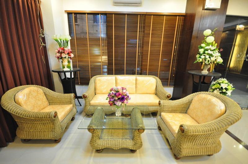 The Next Grand Hotel Khon Kaen Exteriör bild