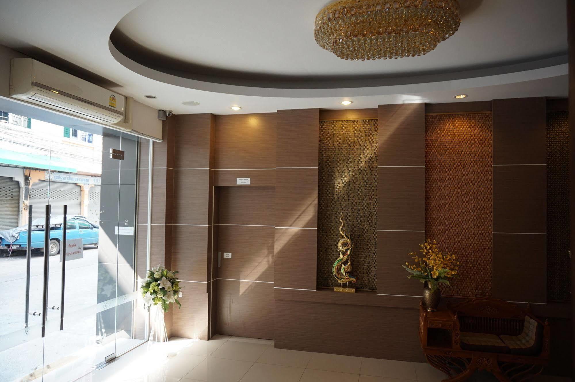 The Next Grand Hotel Khon Kaen Exteriör bild