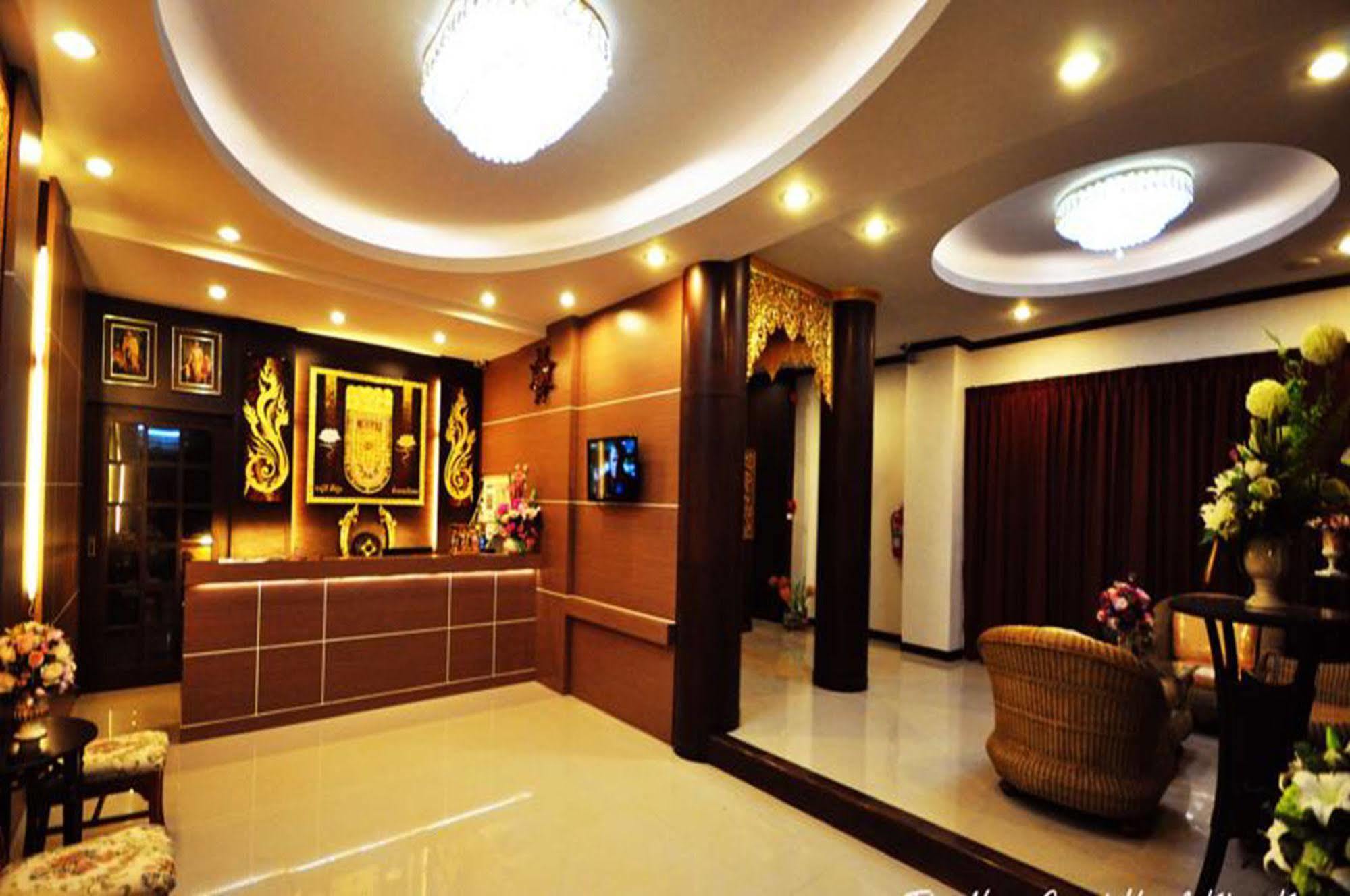 The Next Grand Hotel Khon Kaen Exteriör bild